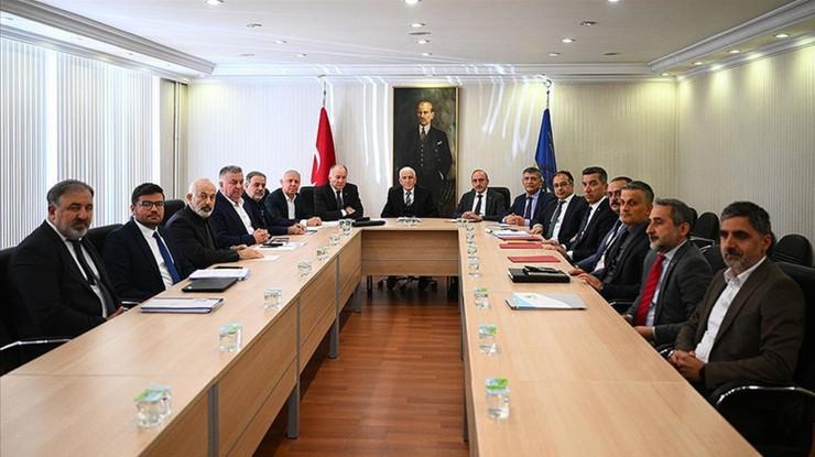 600 bin işçinin ücret artışı için heyetler bir araya geldi: 'Temmuza kadar uzayabilir'