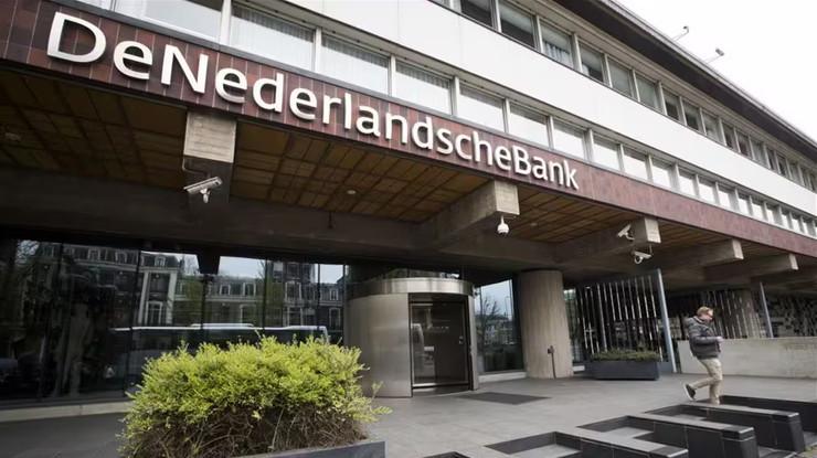 Hollanda Merkez Bankası'ndan vatandaşlarına çağrı: 'Hazırda nakit para bulundurun'