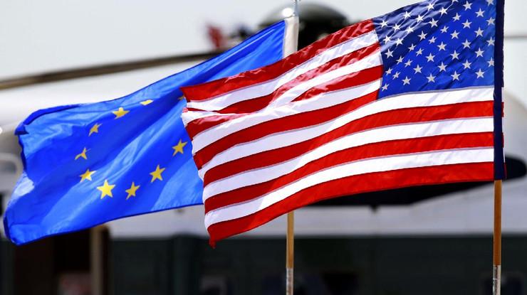 Trump, AB'ye uygulanacak yüzde 50'lik tarifeyi 9 Temmuz'a erteledi