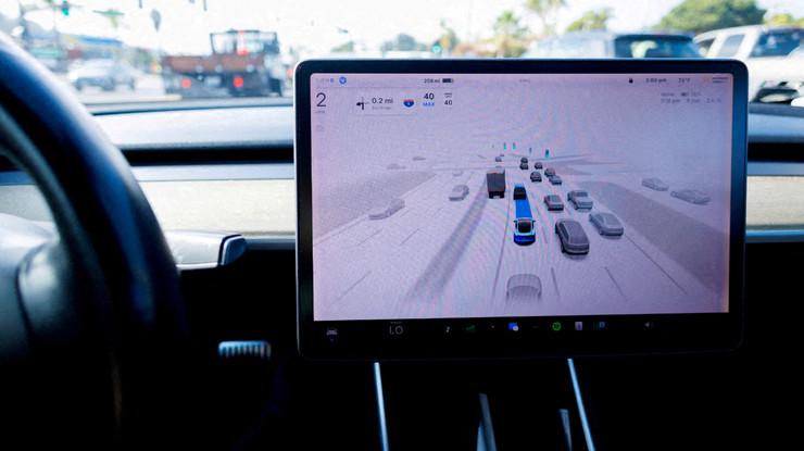 Fabrikadan halka: Tesla, artık kendi kendisini teslim edebilecek