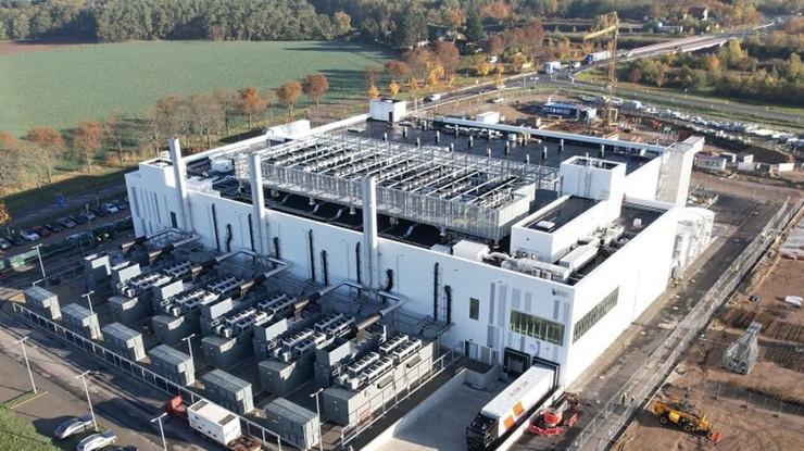 Avrupa’da ilk euro bazlı veri merkezi tahvil ihracı: Veri merkezi şirketi Vantage 720 milyon euro topladı