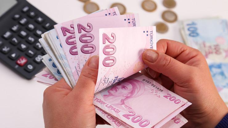 600 bin kamu işçisinin gözü ikinci teklifte