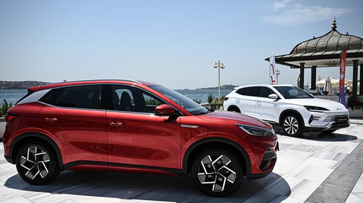 BYD, elektrikli otomobillerdeki ucuzluk savaşını küçük arabalara taşıyor