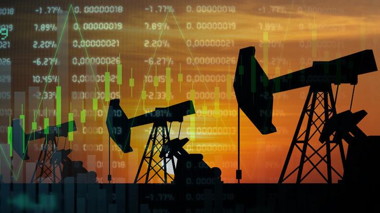IEA küresel petrol talebi büyüme tahminini düşürdü