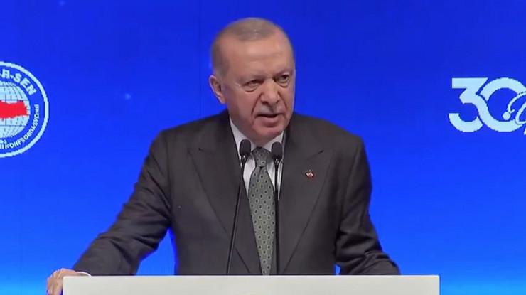 Cumhurbaşkanı Erdoğan'dan toplu sözleşme açıklaması: Memurları enflasyona ezdirmemek asli vazifemiz