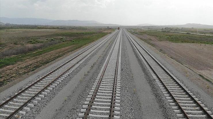 Doğu Türkiye Orta Koridor Demiryolu Geliştirme Projesi için ihale açıldı