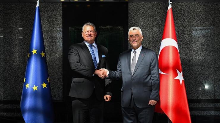 Bakan Bolat: AB vize süreçlerini hızlandıracak yeni bir sistem kuruyor