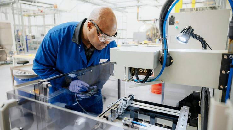 Apple’dan ABD tedarik zincirine 500 milyon dolarlık yatırım: Nadir toprak mıknatısları için üretim ve geri dönüşüm anlaşması