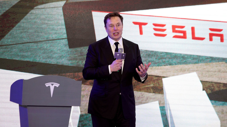 Elon Musk CEO olarak kalsın diye..: Tesla’dan 29 milyar dolarlık hisse paketi