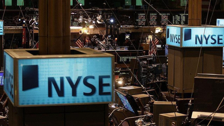 New York borsası yatay seyirle açıldı