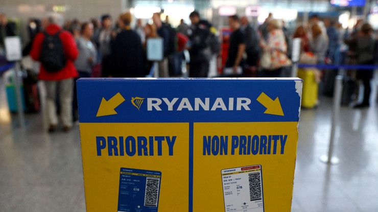 Ryanair'dan çalışanlarına ödül: Büyük çantayı bulana zamlı ikramiye
