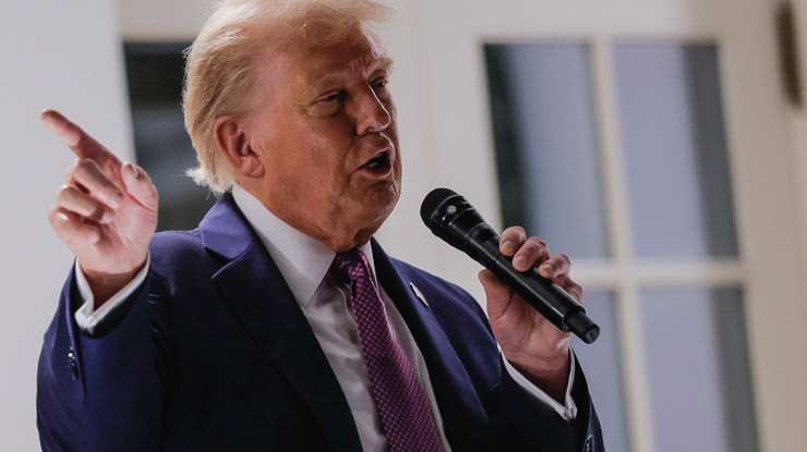 Trump’tan AB’ye sert tehdit: Google ve Apple’a kesilen cezaları geçersiz kılacağım