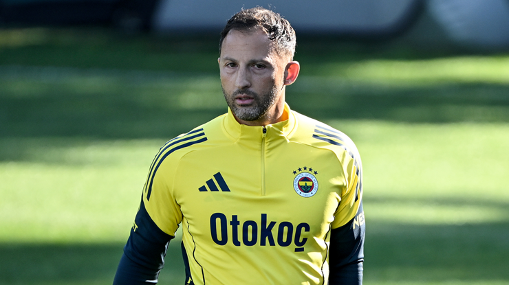 Domenico Tedesco’nun aklında ne var? Pres, iletişim ve dengeli bir bütçe…