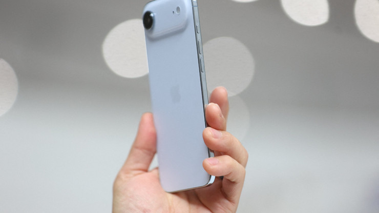 iPhone Air ile sim kartlar tarihe karışıyor: eSIM'in avantajları neler?