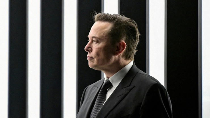 Tesla hissedarları kızgın: Musk’ın 1 trilyon dolarlık maaş paketine tepki