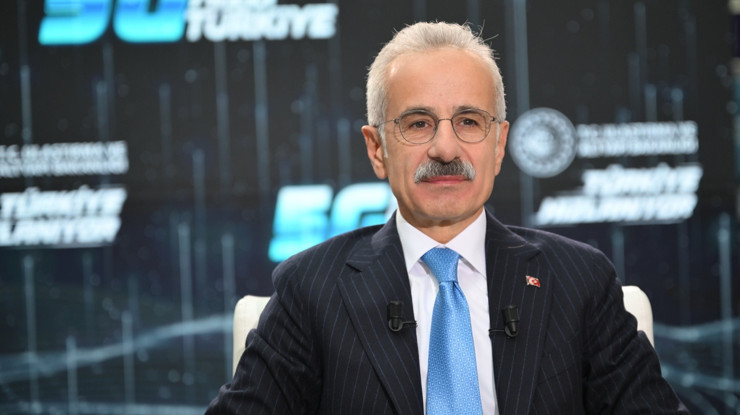 Bakan açıkladı: 5G ihalesinde en az 2,1 milyar dolar gelir elde edilecek