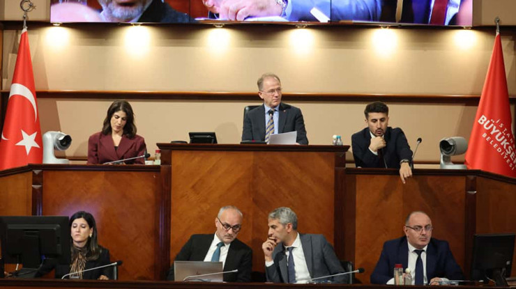 İBB bazı taşınmazlarını Hazine'ye devretti: Karagümrük Stadı arazisi de listede