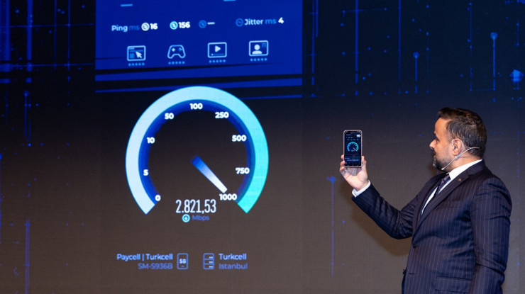 Turkcell Genel Müdürü Ali Taha Koç, 5G ile hayatımıza girecek yenilikleri anlattı