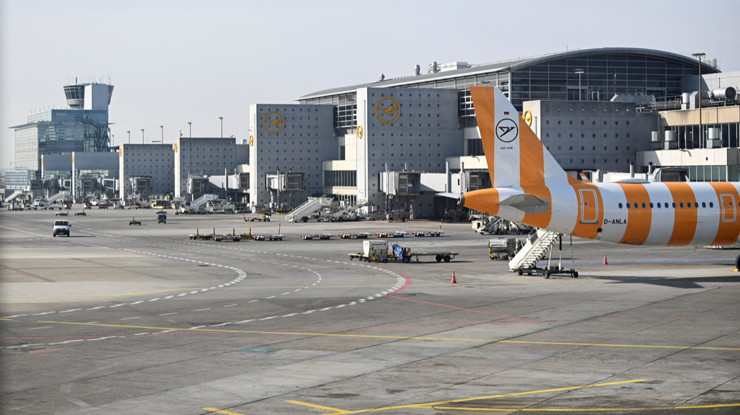 Artan vergiler ve yüksel havaalanı vergileri... Lufthansa 100 iç hat uçuşunu iptal ediyor