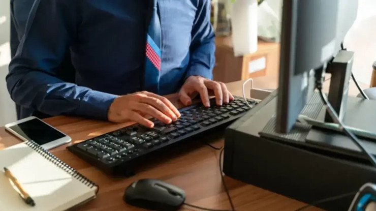 ABD'de özel istihdam beklentilerin üzerinde arttı