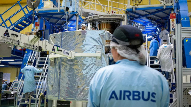 Ay istasyonuna giden yol tamamlanıyor: Airbus, Orion modülünü NASA’ya teslim etti