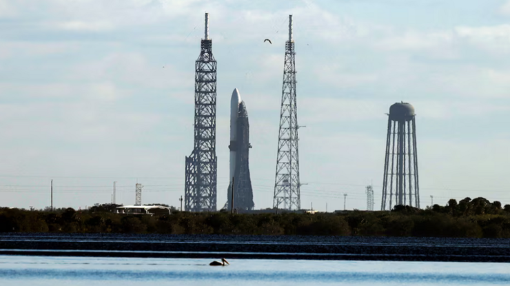 Blue Origin'in yeni roketinin uzaya fırlatılması güneş fırtınası nedeniyle ertelendi