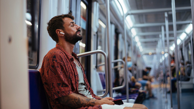 Üç dev müzik şirketinden yapay zeka devrimine onay: Yapay zekayla 'yeniden yaratma' dönemi