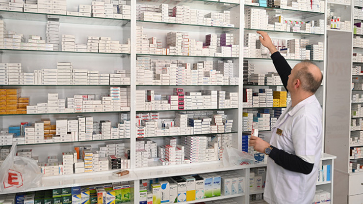 Eczanelere yeni düzenleme: Reçete hizmet bedellerinde iyileştirme