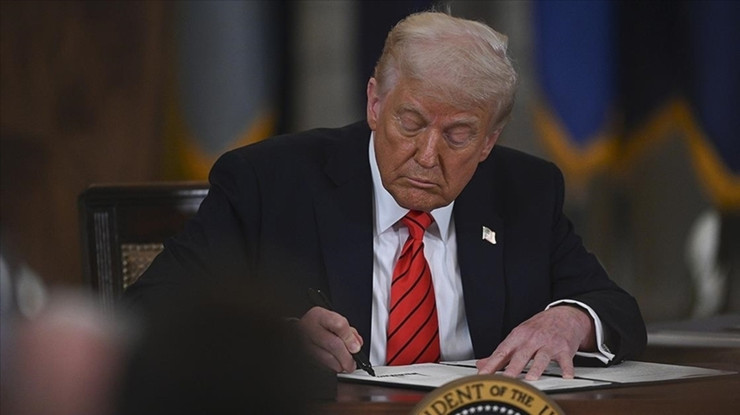 Trump'tan yapay zeka için 'tek kural kitabı' kararı: 'Bebeklik döneminde yok edilecek’