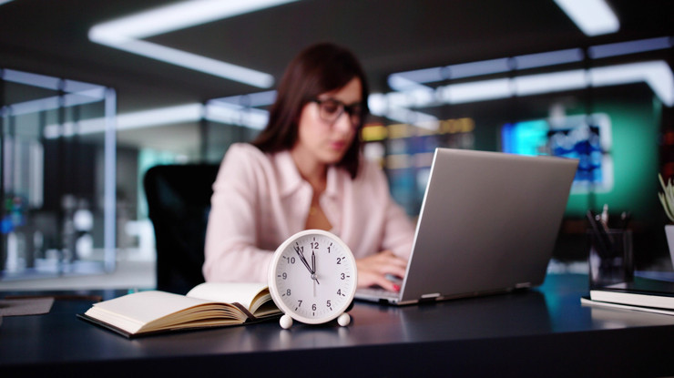 İspanya'da ilginç olay: İşe sürekli erken gelen çalışan işten çıkarıldı