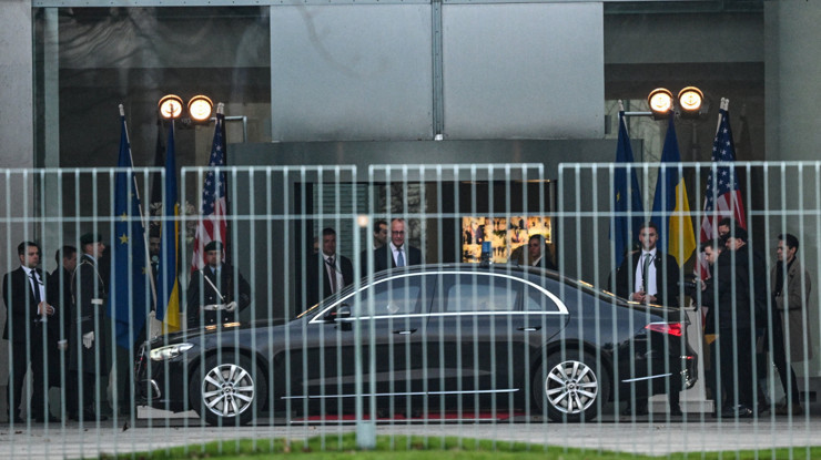 Barış diplomasisinde yeni durak Berlin: ABD ile Ukrayna heyetleri bir araya geldi