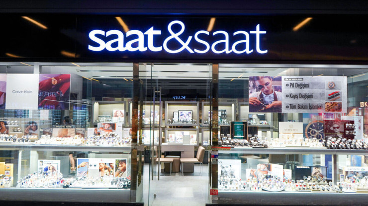 Saat & Saat, dev giyim markasını satın aldı
