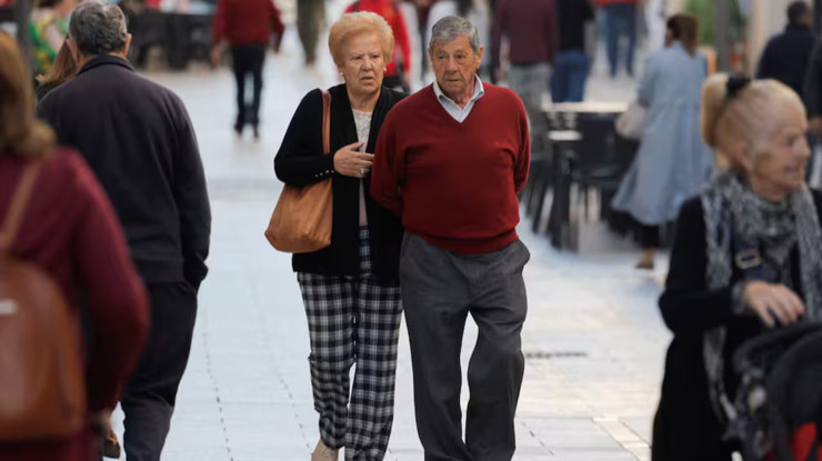 İspanya’da asgari emekli maaşlarına 2026’da yüzde 7’nin üzerinde artış