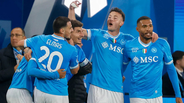 İtalya Süper Kupası'nda zafer Napoli'nin