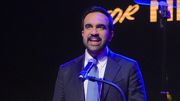 Kur'an-ı Kerim'e el basarak yemin etti: New York'ta Mamdani dönemi başladı