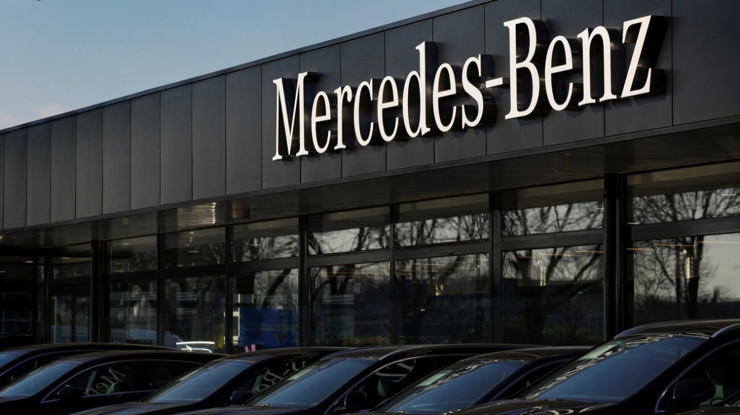 Mercedes-Benz'den net yanıt: 'Genel merkez ABD’ye taşınmayacak'