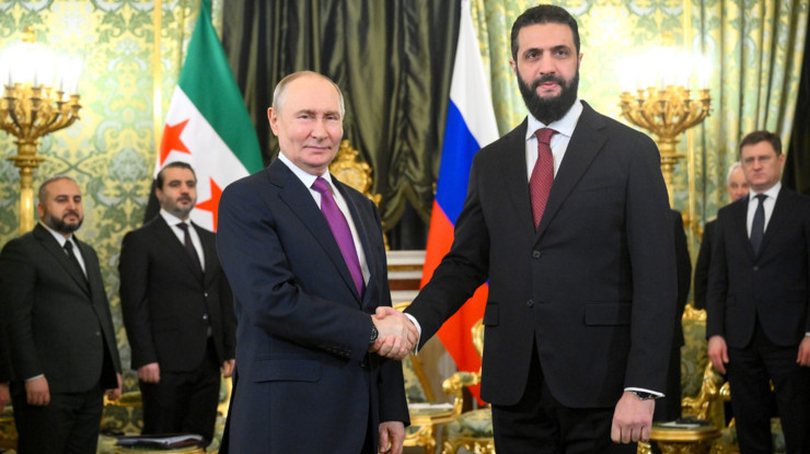 Putin, Şara ile Moskova'da bir araya geldi: Suriye'de toprak bütünlüğü vurgusu