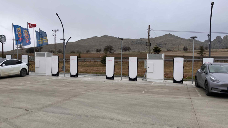 Tesla Eskişehir’de Supercharger istasyonu açtı