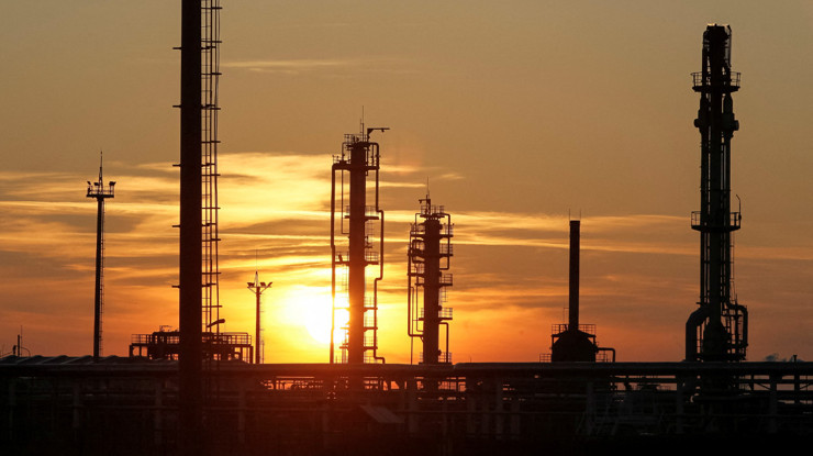 Trump–İran mesajı fiyatları yüzde 4’ün üzerinde vurdu: Petrolde sert düşüş