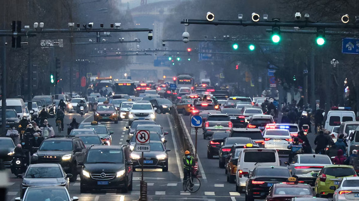 Çin’den otomotivde 'zararına satış' yasağı