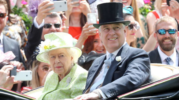 İngiltere'de Epstein krizi: "Sus payı için oğluna borç vermiş!"