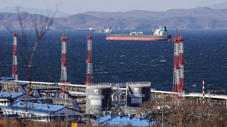 Çin’in Rus petrolü ithalatı şubat ayında rekor kırıyor