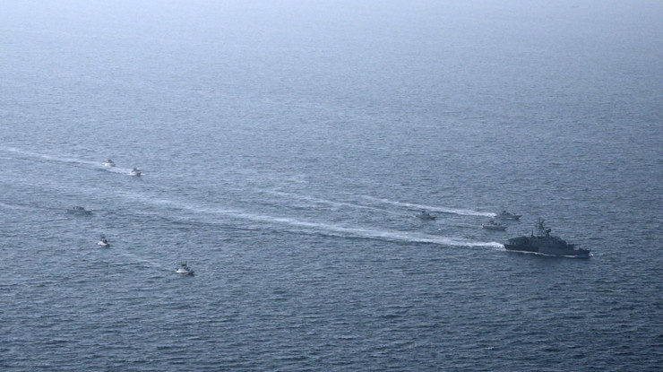 İran Hürmüz Boğazı'nda askeri tatbikat başlattı