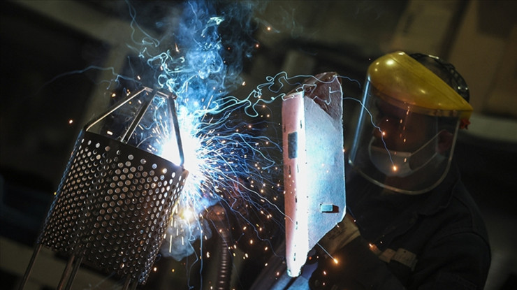 ABD'de sanayi üretimi geçen ay beklentileri aştı