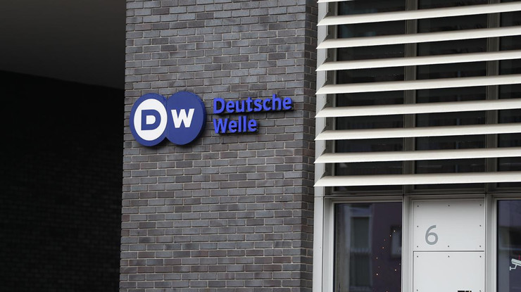 Almanya'da bütçe kesintileri medyayı vurdu: Deutsche Welle'den 160 kişiyi işten çıkarma kararı