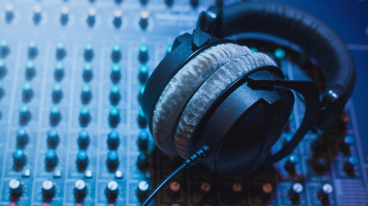 Samsung ve Sennheiser dahil 81 kulaklık modelinde toksik madde tespit edildi