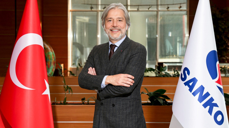 120 yıllık Sanko Holding'in tarihinde ilk profesyonel CEO. CEO'luk görevine Cantekin Dinçerler getirildi