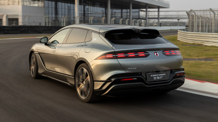 Dünyanın en uzun menzilli elektrikli otomobili tanıtıldı: Fiyatı ne kadar, özellikleri ne?