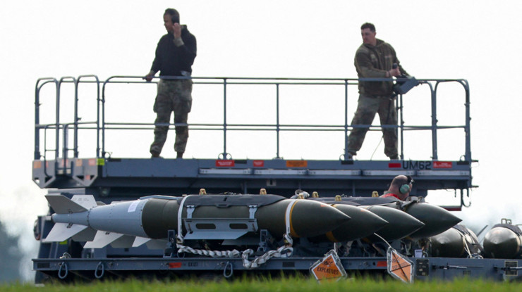 Sığınak delici ile hedef aldı! İran'ın uranyum zenginleştirme tesisine yönelik tehlikeli saldırı