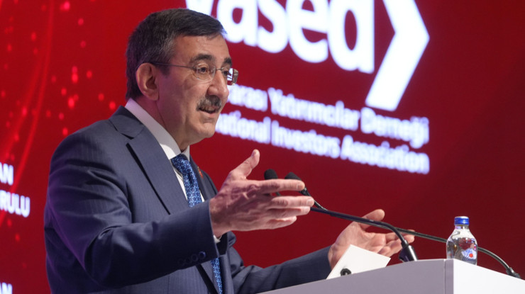 Yılmaz: Yaşananların kısa vadede olumsuz etkileri olacak, programa devam edeceğiz